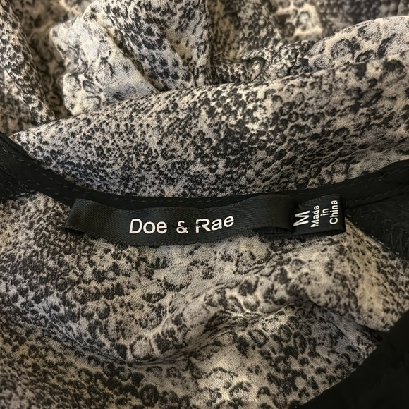 Doe & Rae Long Sleeve Dress | SIZE M - Picture 4 of 8